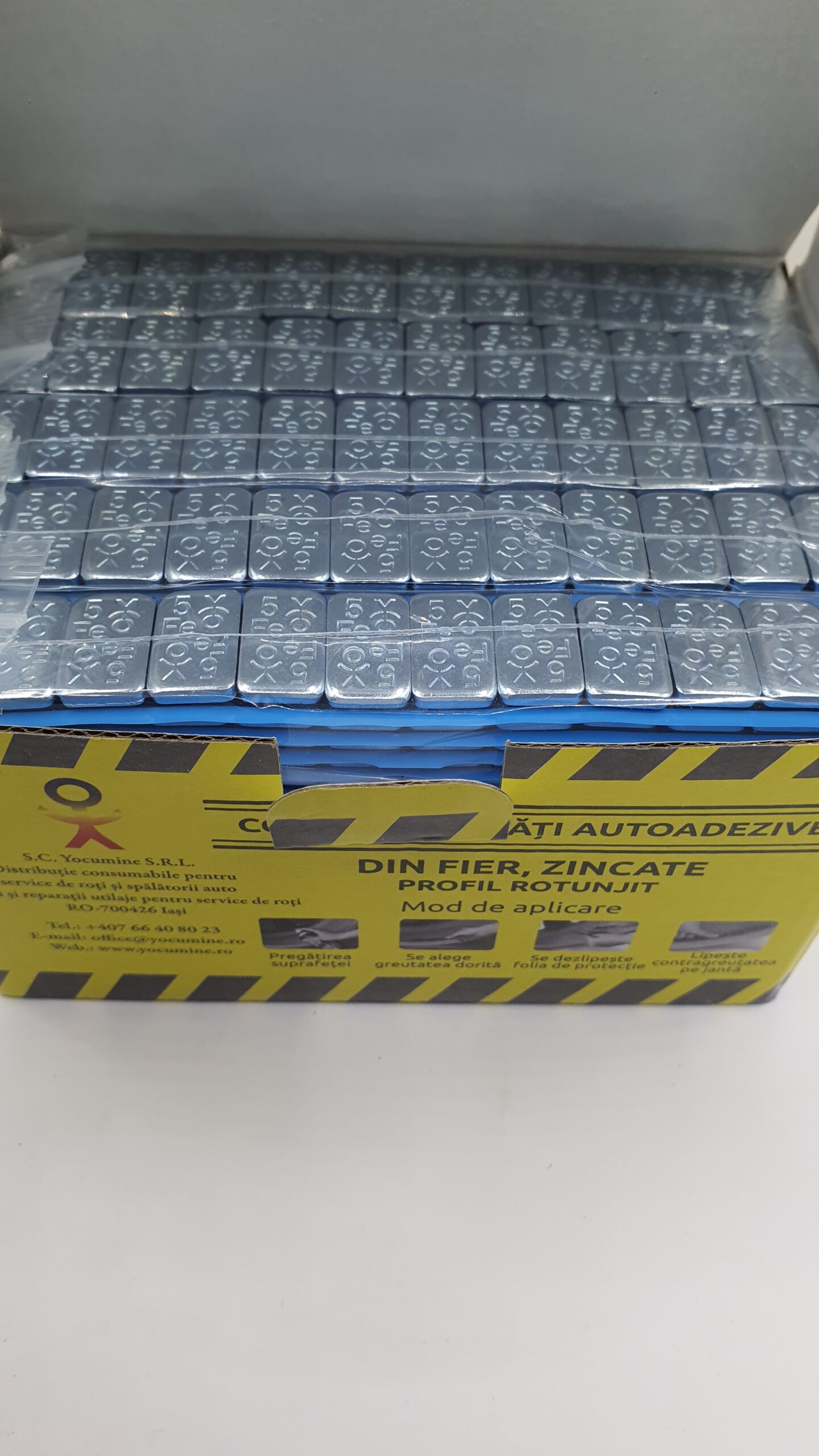Contragreutati adezive zincate FE 60g (5gX12) cu banda nereziduala (traceless tape) 20240323_114252 Contragreutati adezive zincate FE 60g (5gX12) cu banda nereziduala (traceless tape)